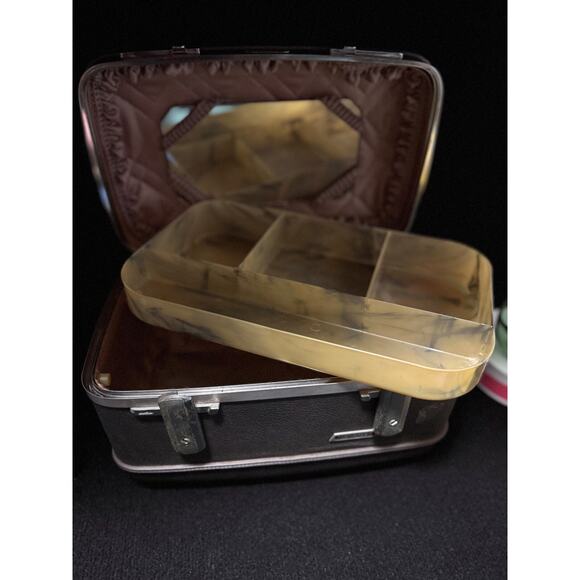 VTG American Tourister Tri-Taper Train Makeup Case Gray Hard Case - Picture 1 of 12